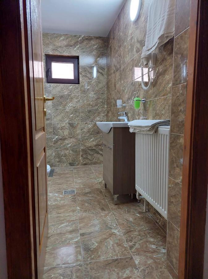 Cabana Dochita Ceahlău Esterno foto