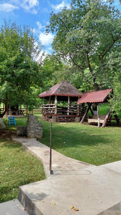 Cabana Dochita Ceahlău Esterno foto